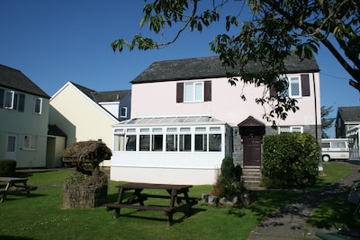 Detached house in family friendly village with shared use of indoor heated pool