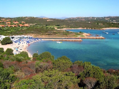 Schöne Wohnung mit einem Schlafzimmer in CORAL COAST nur wenige Meter vom Meer entfernt