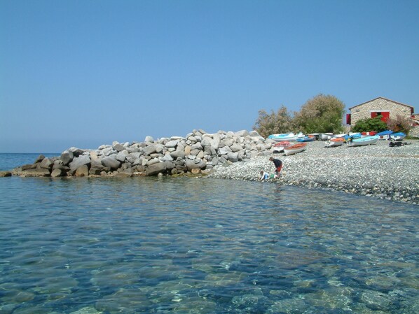 Stone and wood villa on wreck's beach