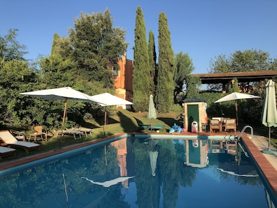 Agriturismo Podere Marchiano, antigua casa de campo completamente restaurada en estilo toscano.