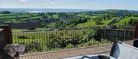 Private hot tub with panoramic views of the River Severn and valley