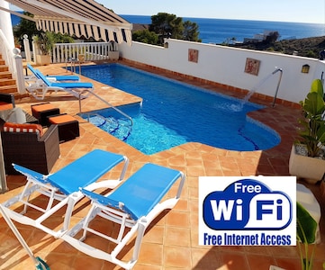 absolutely stunning villa, amazing sea views.private pool.jacuzz . beach 250 mts