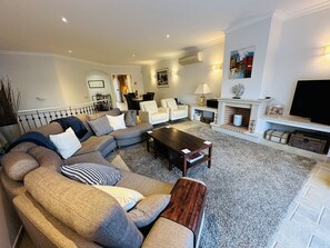 Open plan lounge and dining area