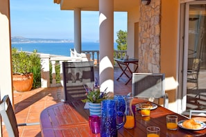 Villa to 700 mts to the beach. Begur. Internet. Private pool.10 people-SA PUNTA 