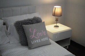 Bedroom detail