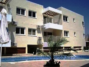 Communal pool