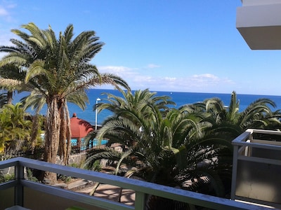 Magnificent 2 bedroom apartment, near beach, pool, free wifi