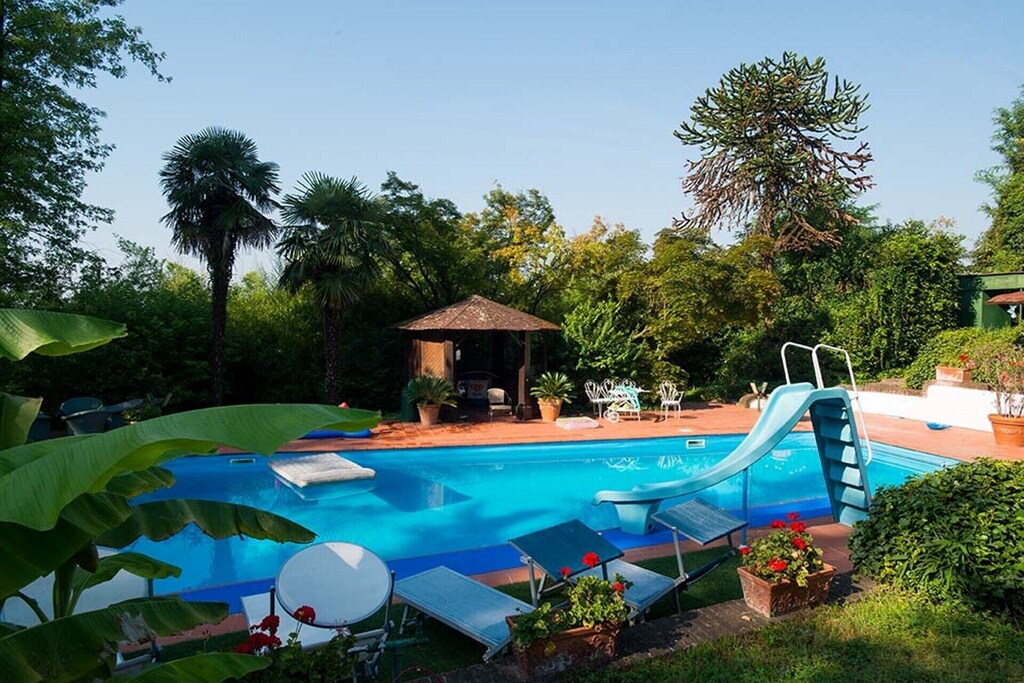 Picture of villa