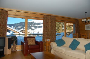 Sitting Area and Terrace