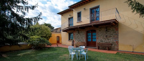 ESTERNO AGRITURISMO IL PIASTRINO