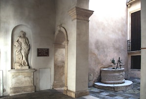 Musa Architecture, courtyard