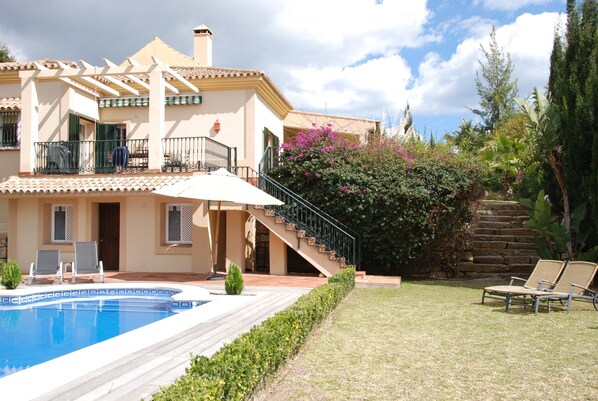 Swimming pool and garden