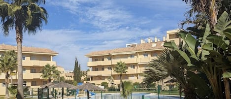 Apartment and pool