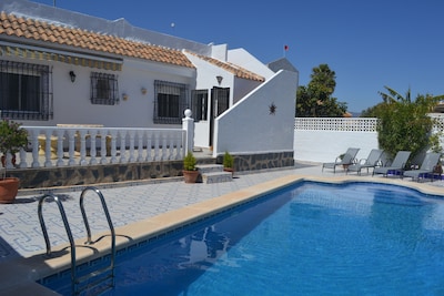 Villa mit privatem Pool für einen Familienurlaub oder Wochenende