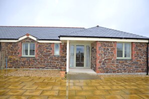 Hazel Cottage front view