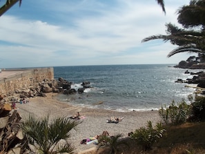 Plage Eden-Roc à 50 m