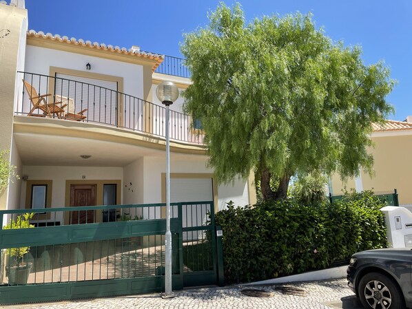 Alvor Praia 14 & Alto Ria 15 (also available)