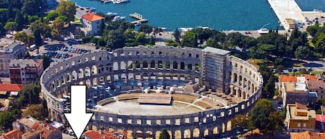 Apartment PULA CENTER - 10m ARENA, 300m sea!! 