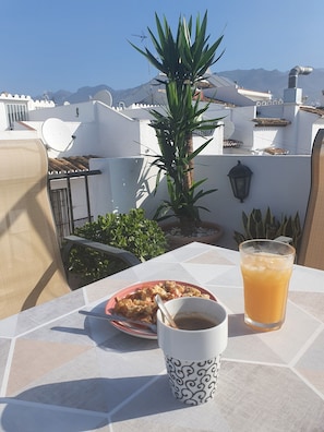 Frukost på takterrassen