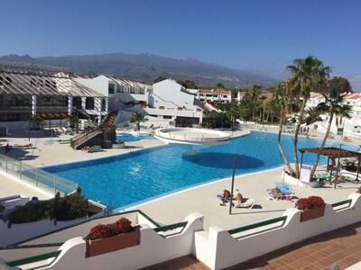 Large comfortable, well equipped 2 bed apartment big patio in Costa Del Silencio