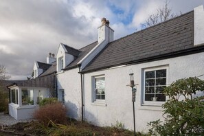 The cottage in winter