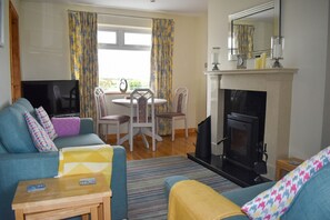 Living Room & Dining Area