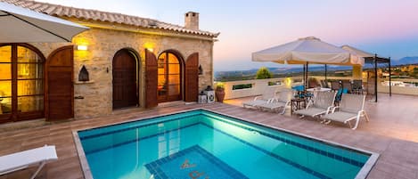 Villa Hara, a stone made villa with swimming pool & extraordinary views!