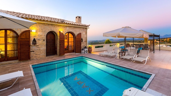 Villa Hara, a stone made villa with swimming pool & extraordinary views!