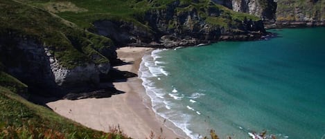 Bossiney Bay