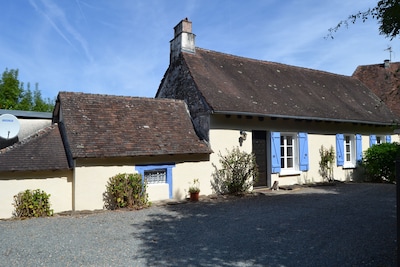 L'Hirondelle is a Charming cottage with its own private swimming pool