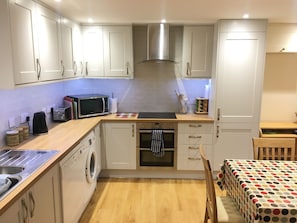 new kitchen - 2019