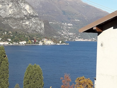  Bellagio  2 apartments in a detached house with  garden and beautiful lake view