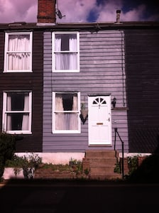 Charming period cottage in waterside village