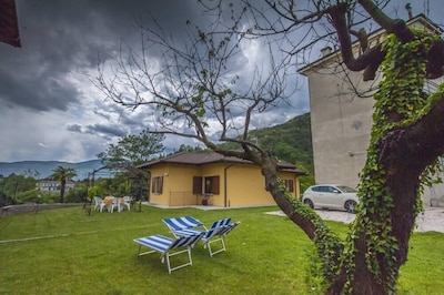 Verbania Intra: house with garden and internal parking space