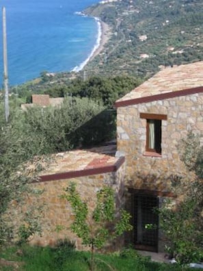 Vue de la mer et les îles Éoliennes