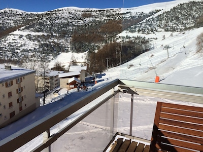 SUPERB APARTMENT. 120M2 - STUNNING VIEW - SKI ON FOOT / UNIQUE APPRT. WITH VIEW 