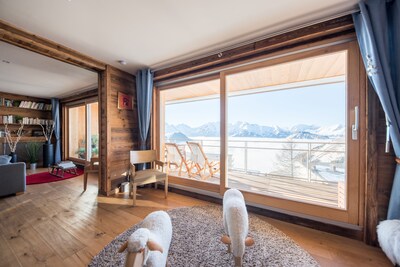 SUPERB APARTMENT. 120M2 - STUNNING VIEW - SKI ON FOOT / UNIQUE APPRT. WITH VIEW 