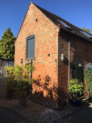 Coach House Barn 