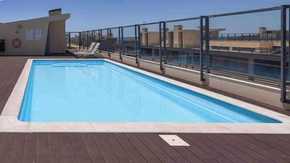 Piscina no topo do edifício