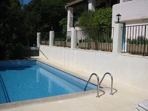 Private pool 