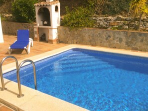 Pool area 