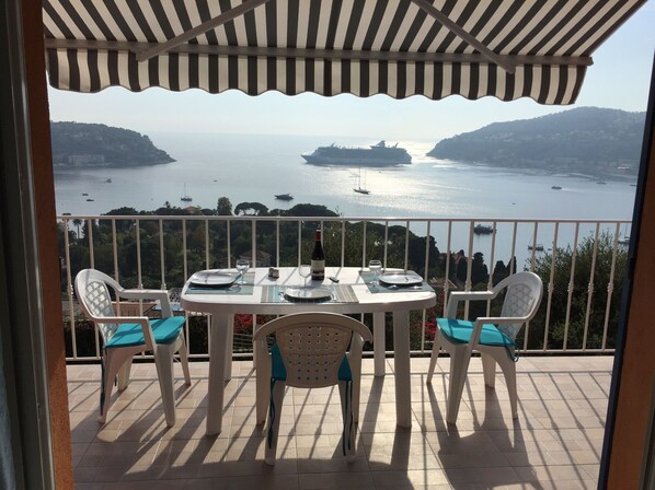 extraordinaire vue sur la rade de Villefranche