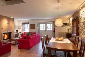 Sitting and dining area