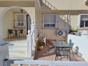 Front porch and large terrace - for al-fresco dining