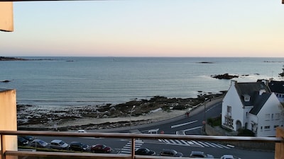 Estudio completo con vistas al mar, frente al mar, de 2 a 4 personas, estacionamiento, WiFi