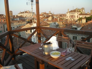 St Mark's Bell Tower from the terrace (360° view)