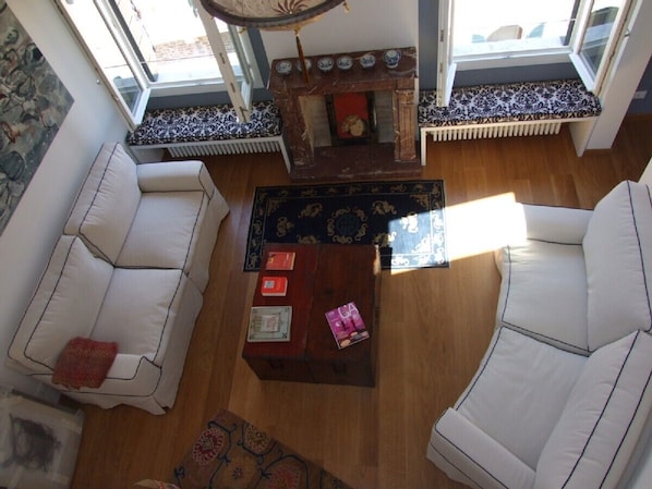 Living room seen from mezzanine seats 8