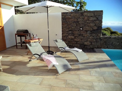 Casa da Bica,two bedrooms,two bathrooms,beautiful seaview Swimming pool,