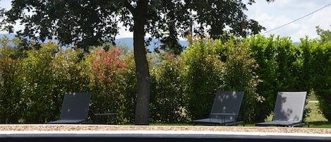 Piscine privée à l’abri des regards 