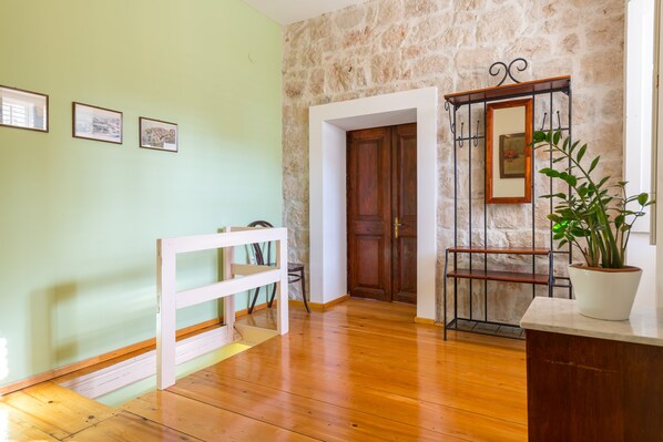 Entrance to master bedroom from second bedroom